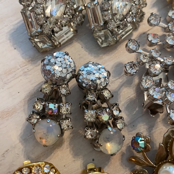 Vintage  earring bundle -10 pairs - Picture 8 of 11